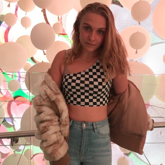 Ripped Skinny Jeans - Picture 4 of 4